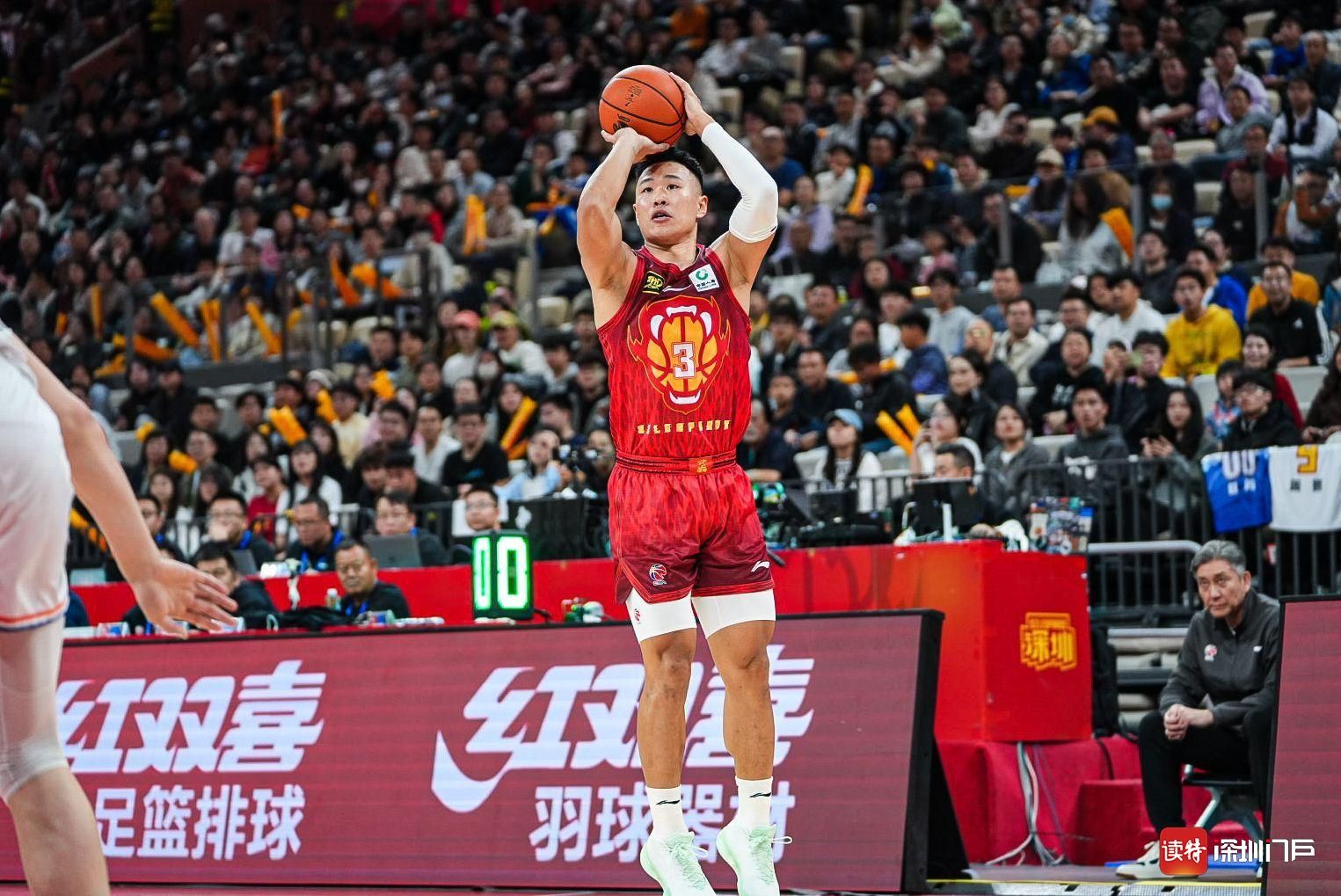 九游体育网页版-深圳男篮主场失利，需要找回比赛状态