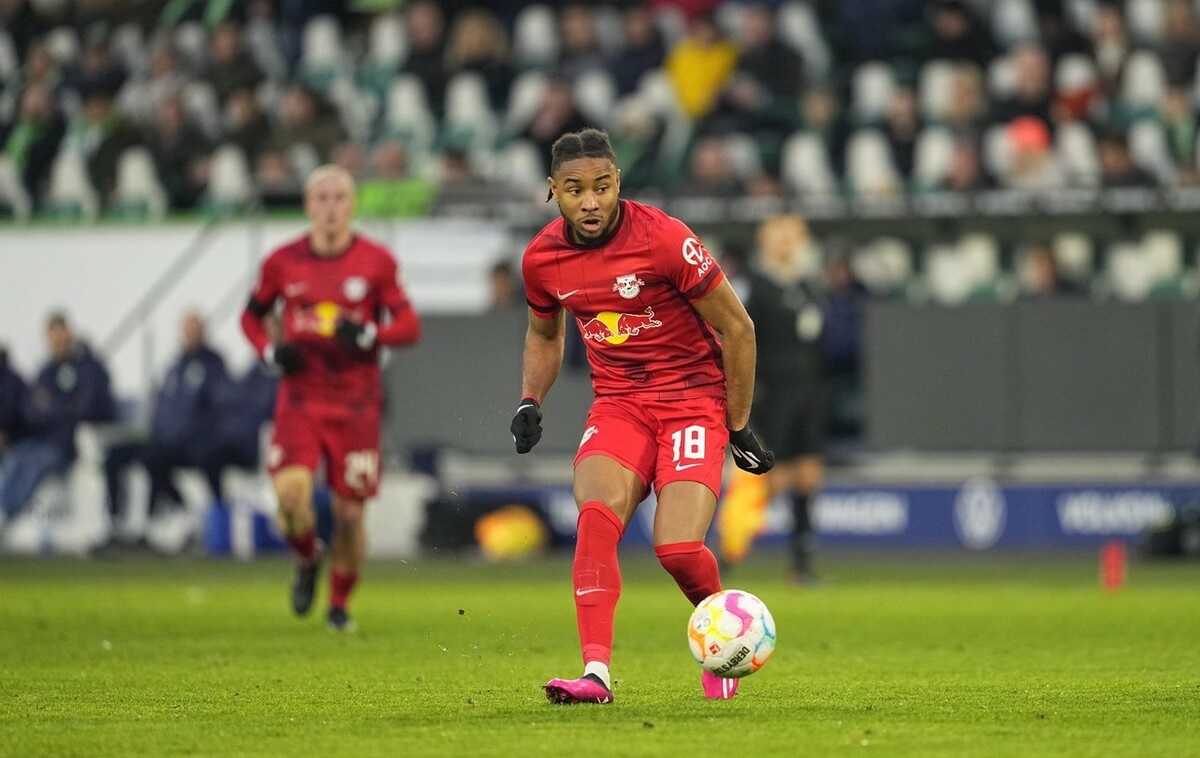 九游体育中国官网-比利时顶级联赛豪门再夺一场客场胜利