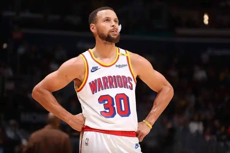 九游体育中国官网-时机把握得当，球员关键时刻爆发进攻的简单介绍