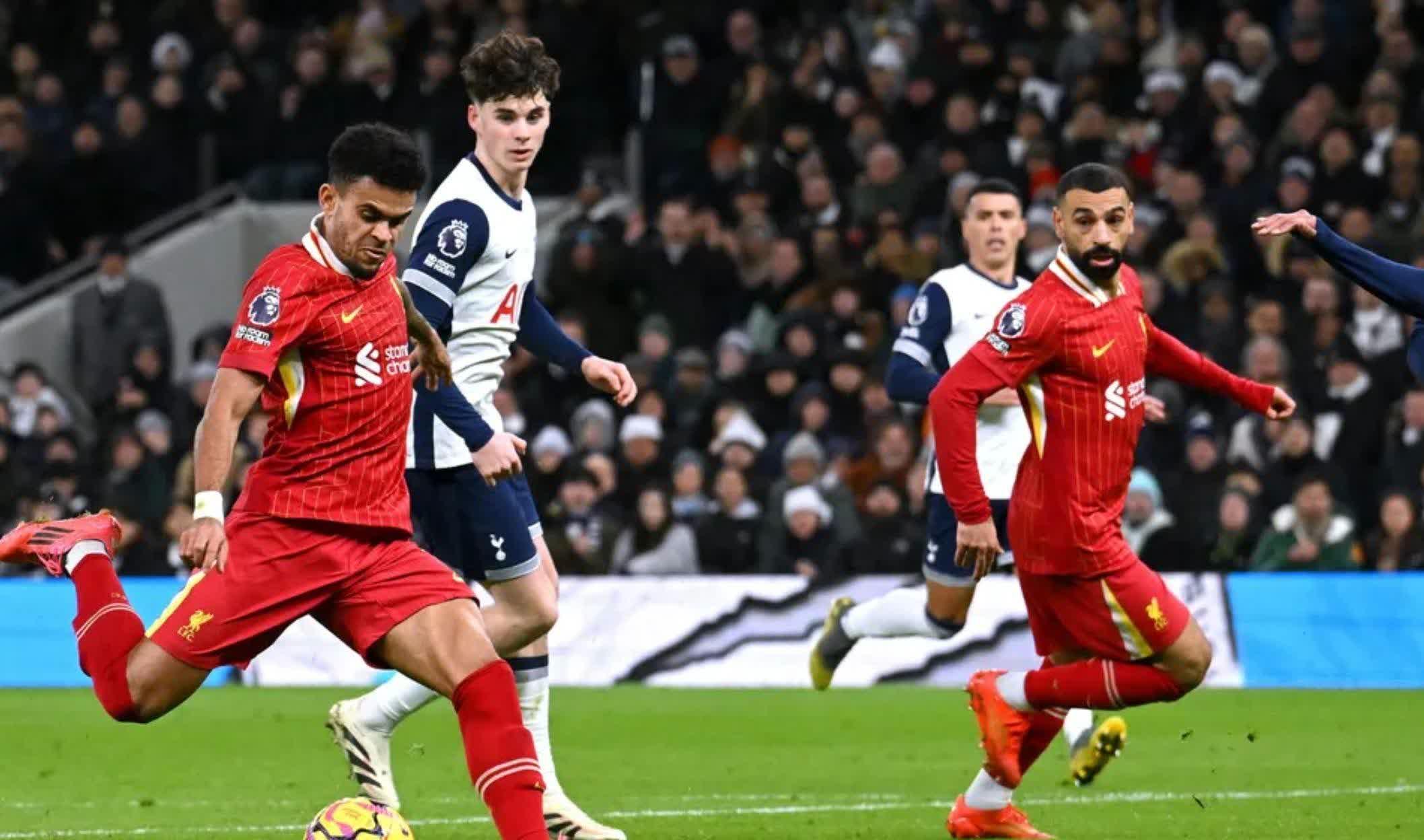 九游体育入口-足坛战火不熄，联赛比拼势将登峰造极的简单介绍