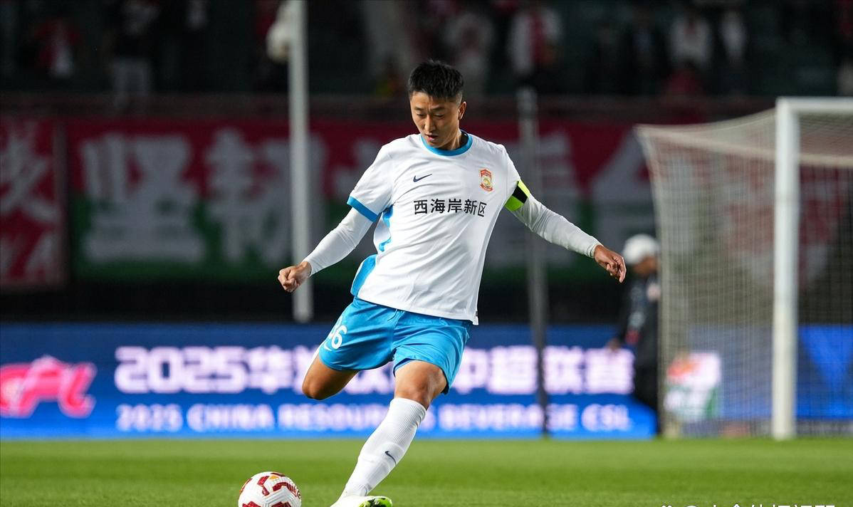 九游体育中国官网-青岛队实现逆袭，球员表现引人关注的简单介绍