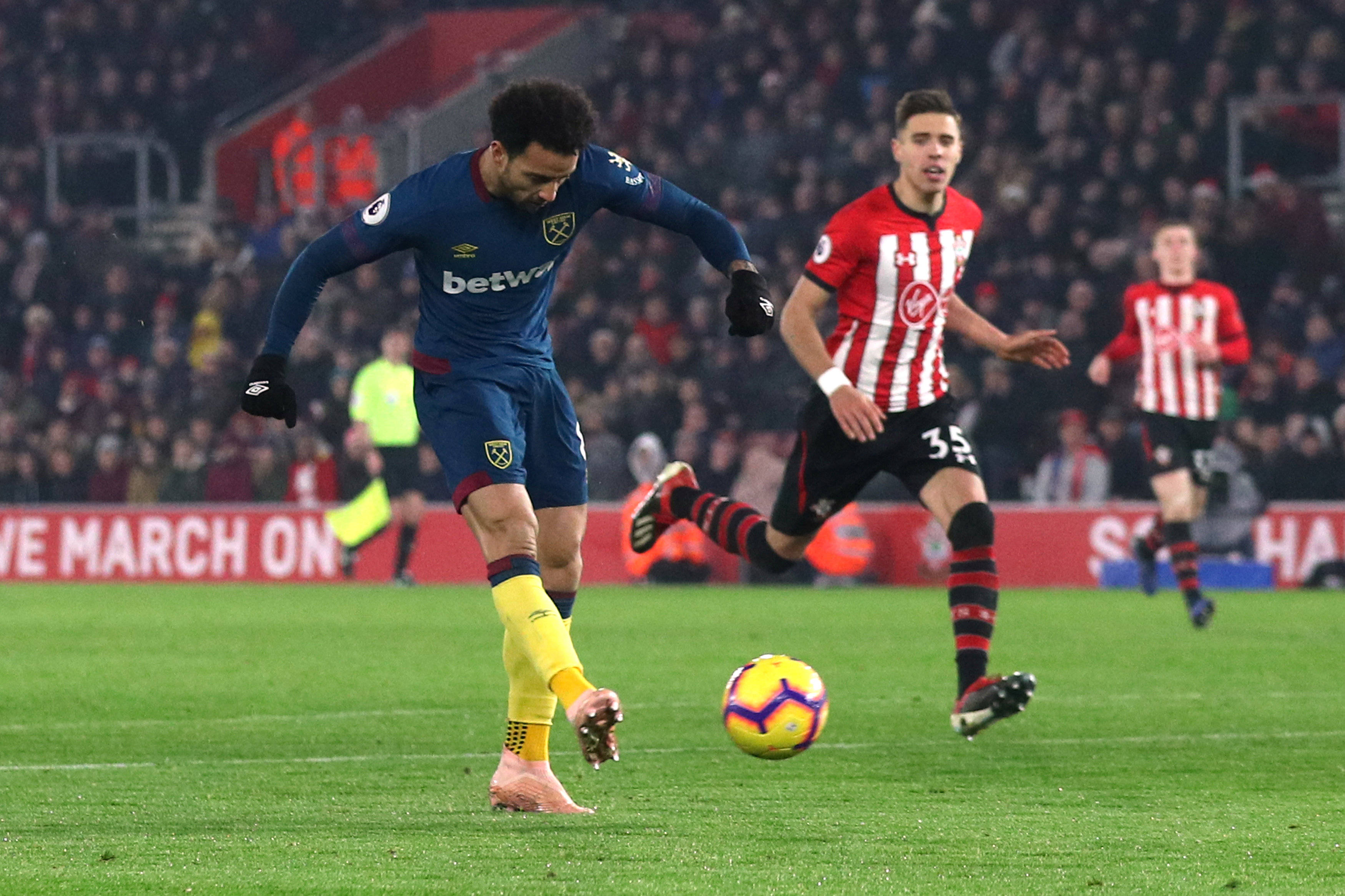 包含埃弗顿主场击败南安普顿,重新找回状态的词条 包含埃弗顿主场击败南安普顿,重新找回状态的词条