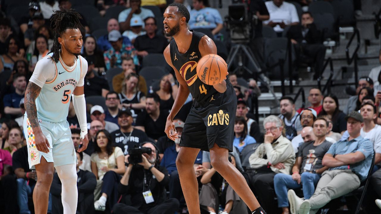 关于欧洲杯篮球联赛:马刺队惜败骑士的信息 关于欧洲杯篮球联赛:马刺队惜败骑士的信息