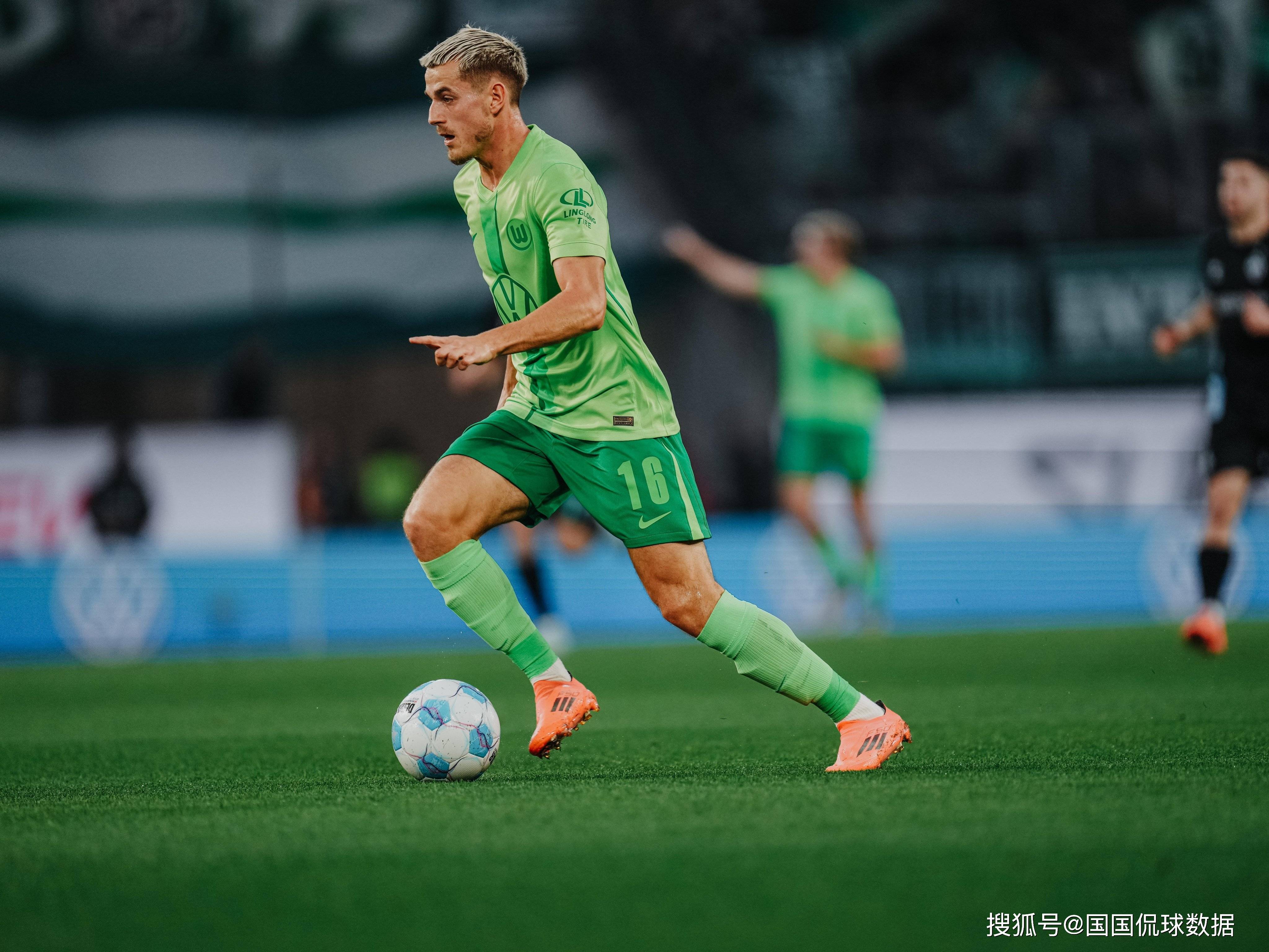 九游体育在线登录-沃尔夫斯堡主场胜弗赖堡保持不败的简单介绍