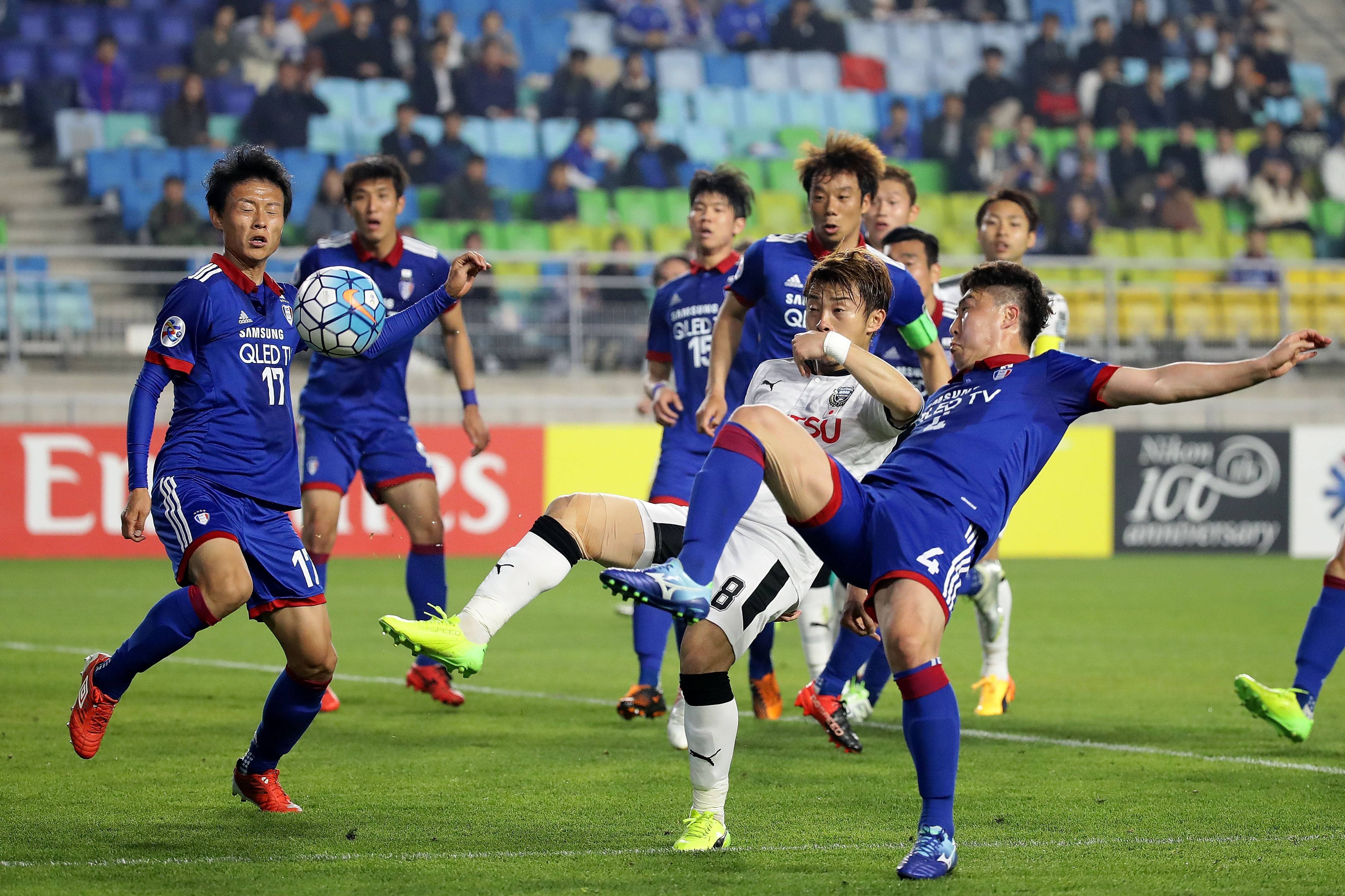 关于阿贾克斯与多特蒙德-握手言和,两队难分胜负的信息 关于阿贾克斯与多特蒙德-握手言和,两队难分胜负的信息