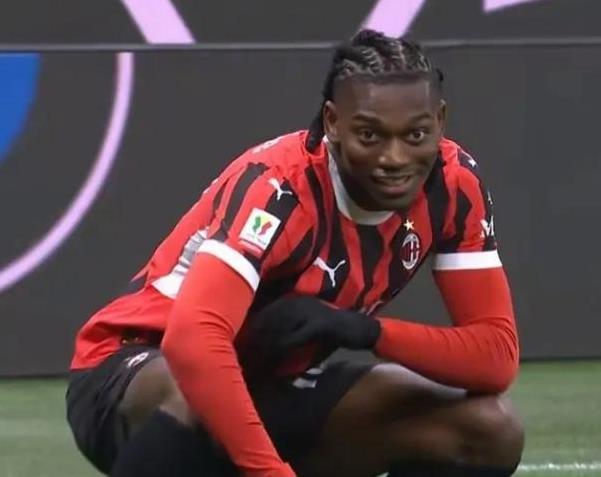 九游体育登录-包含足球赛场上风云变幻，实力强队崛起的词条