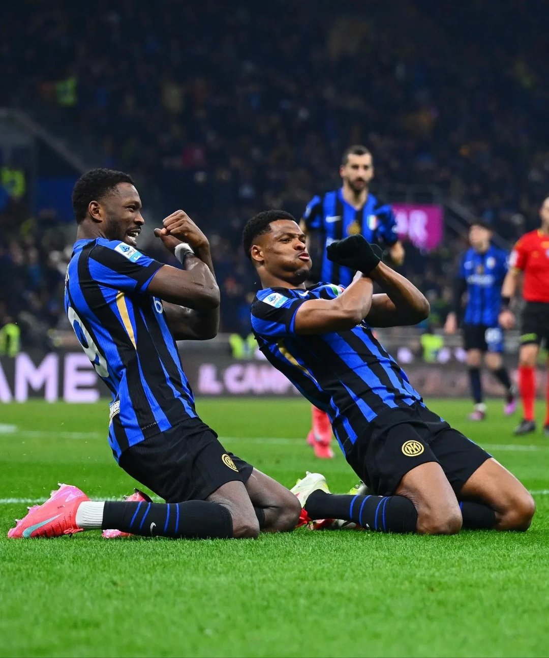 国际米兰主帅赞誉球队表现,冲击意甲冠军 国际米兰主帅赞誉球队表现,冲击意甲冠军