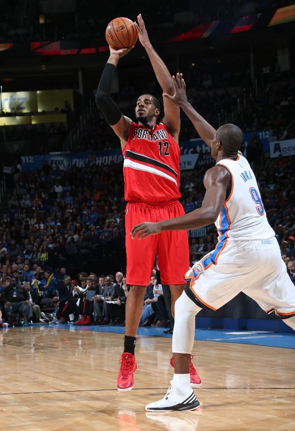 九游体育官网-小牛绝杀尼克斯，终结两连败