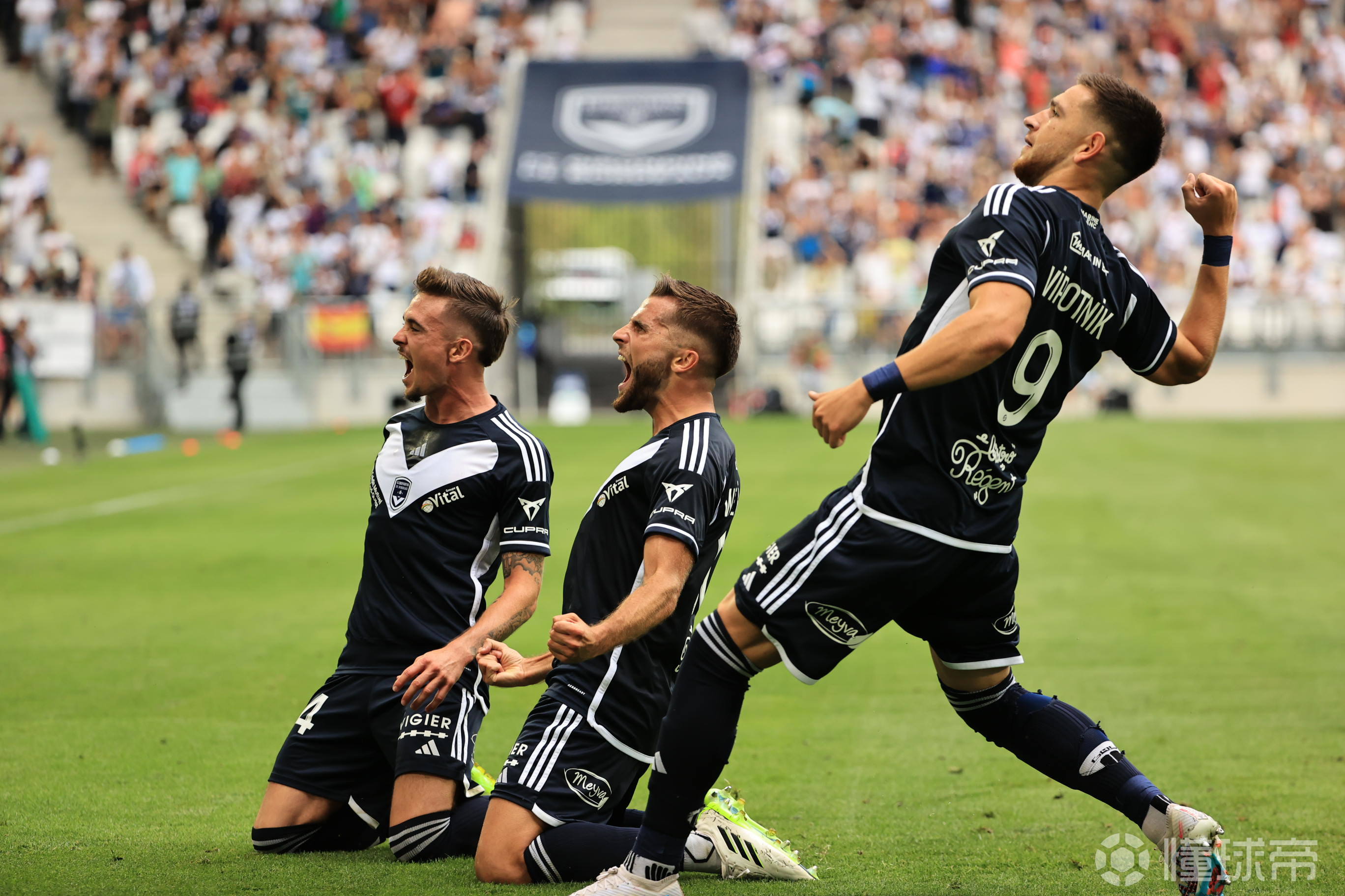 波尔多主场比赛,努力争夺胜利 波尔多主场比赛,努力争夺胜利